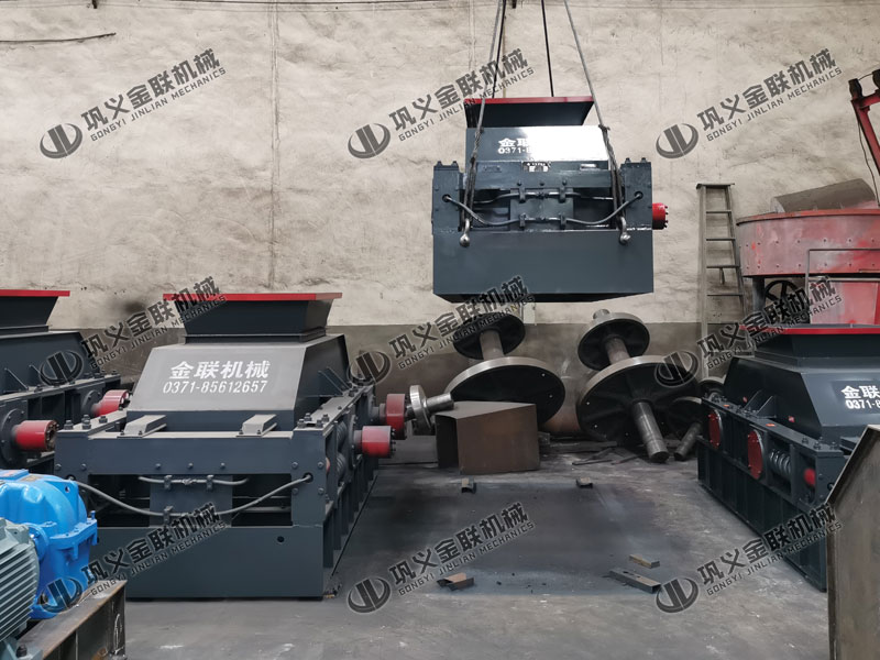 日產(chǎn)200噸玄武巖制砂機多少錢一臺，有哪些型號合適？