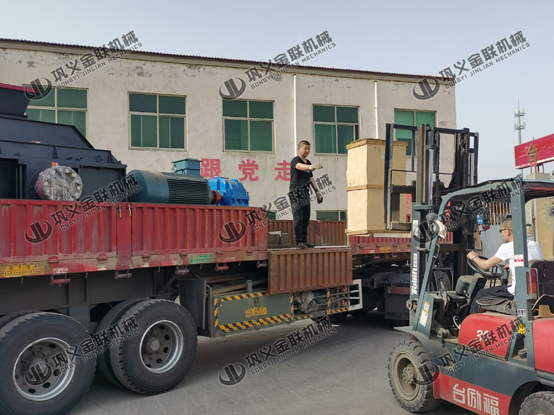 鵝卵石粉碎機廣泛用于哪些行業(yè)，原理是什么？