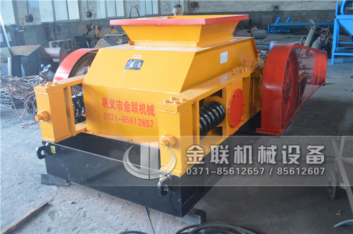 大型狼牙式破碎機(jī)在使用后要對各個部件進(jìn)行檢查