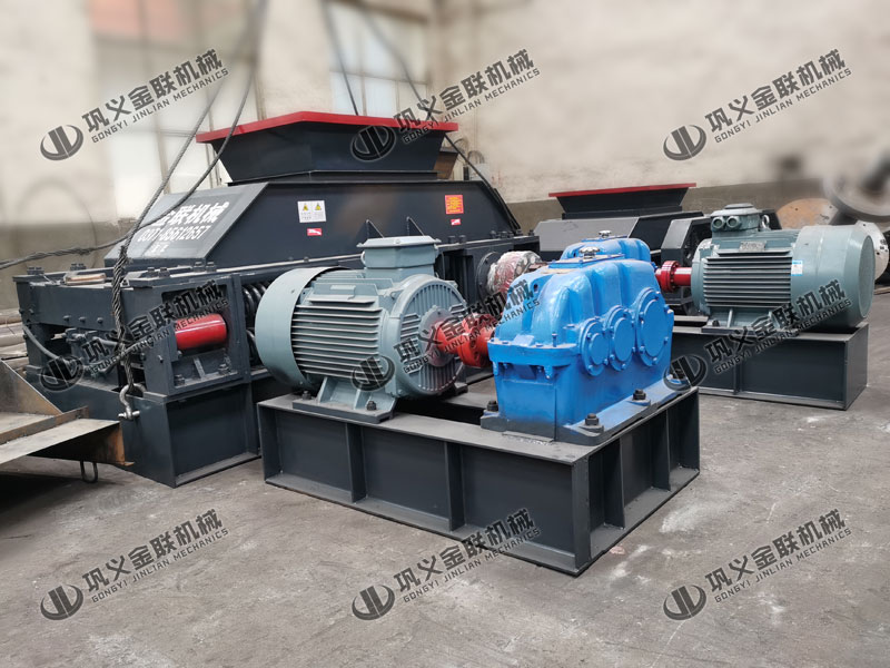 時產(chǎn)30噸對輥破碎機(jī)有哪些結(jié)構(gòu)，有哪些型號？