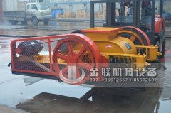 該如何更換對(duì)輥機(jī)的襯板